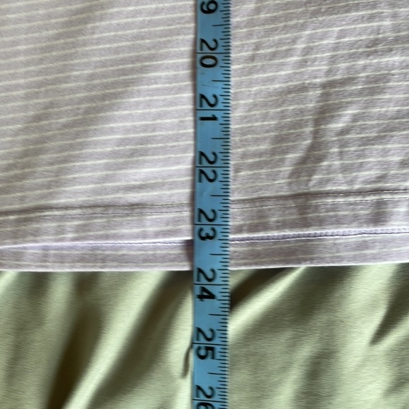 Champion Women’s Logo Tee - Picture 4 of 4